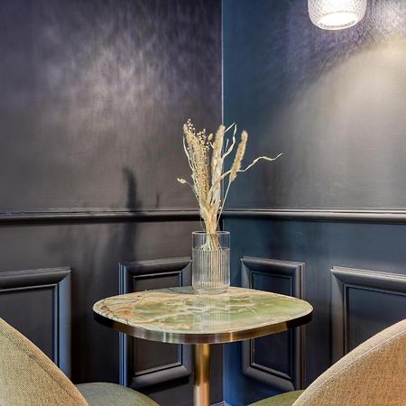 Montaigne Executive Suite ปารีส ภายนอก รูปภาพ
