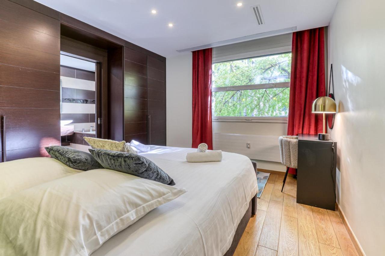 Montaigne Executive Suite ปารีส ภายนอก รูปภาพ